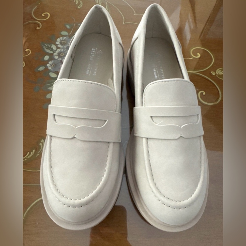 Call It Spring Women’s Loafers Vegan Leather New Size 6